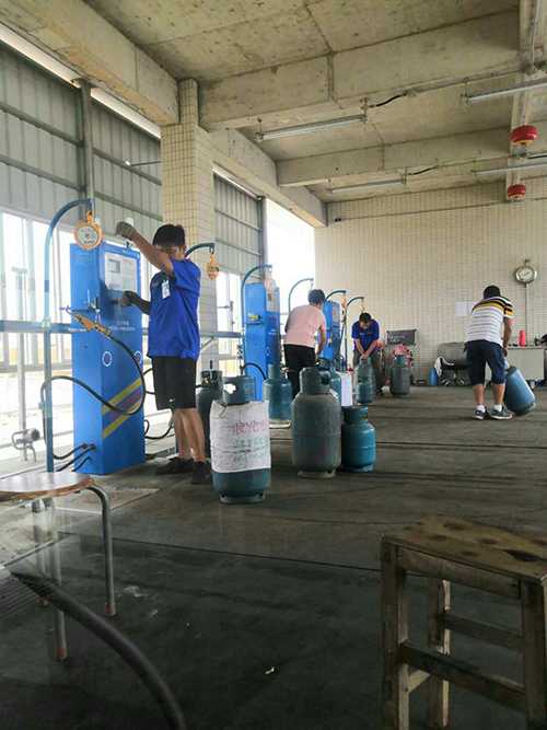 現(xiàn)場安裝可燃氣體探測器